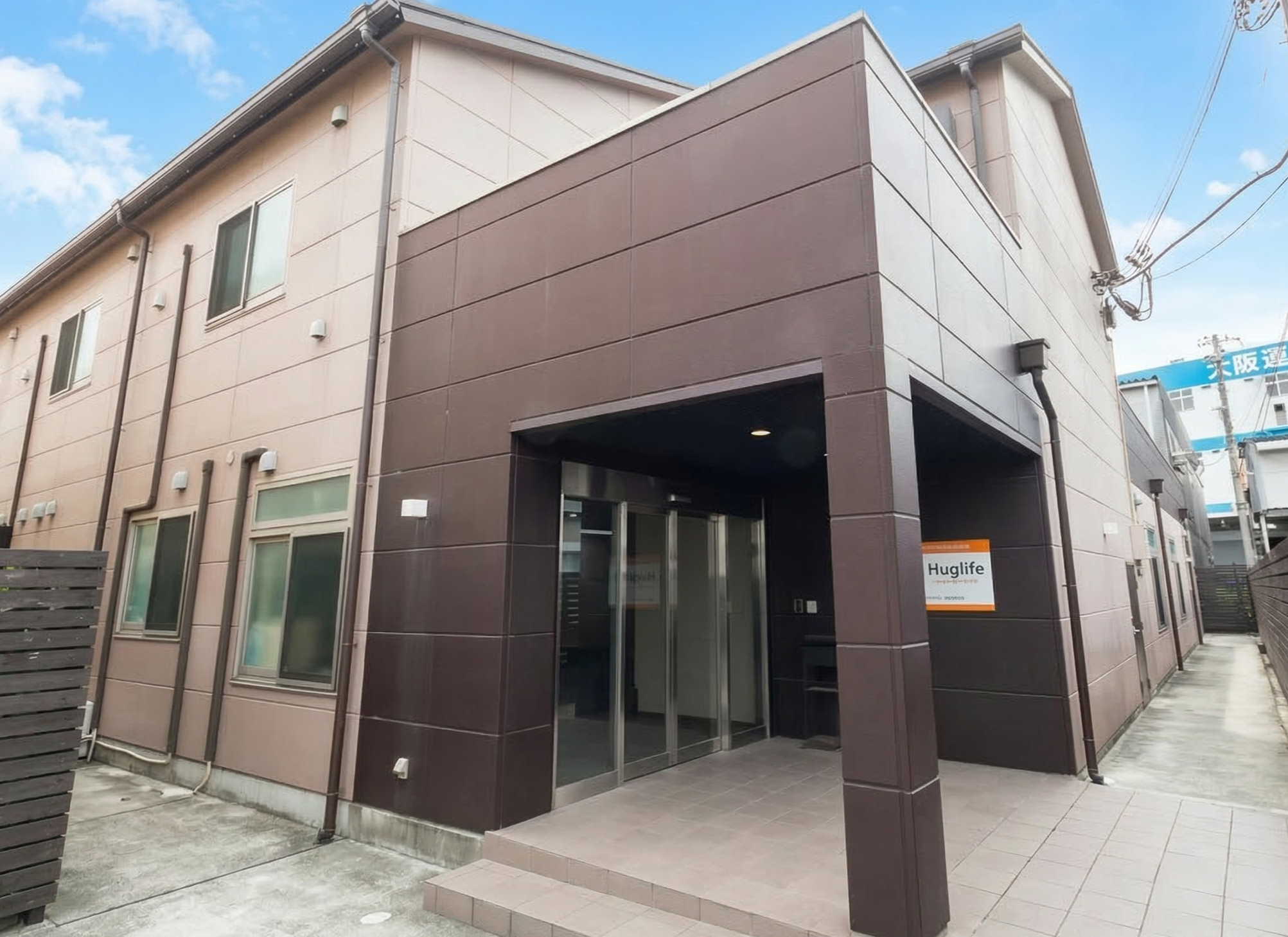 施設外観・内観